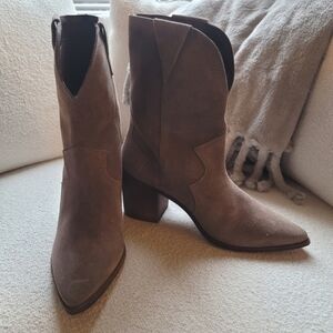 Kaanas, Porto Block Heel Cowboy Boot,‎ Taupe,  Size 7